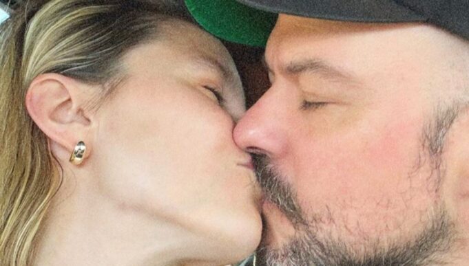 Sarah-Jeanne Labrosse fait une mise au point avec un message sur son chum sarah-jeanne labrosse marc-andre grondin couple