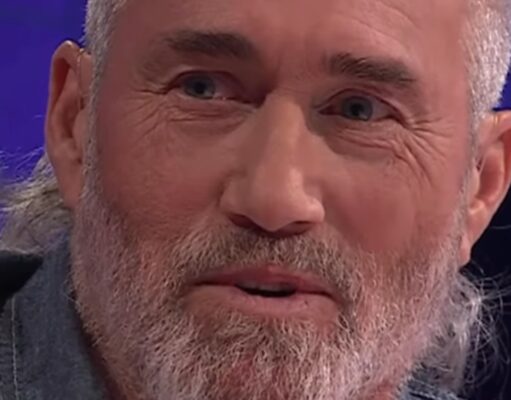 Roy Dupuis explique directement son opinion à une autre invitée de l’entrevue à la télé